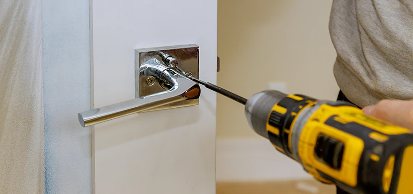 After-hours Locksmith  For Lock Troubleshooting in Signal Hill, California