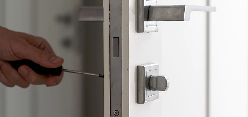 Key Programming Locksmith Open Now in Signal Hill, California