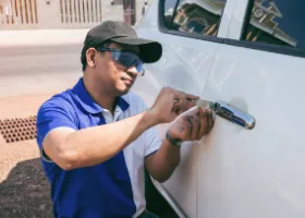 Car Locksmith in Signal Hill, CA